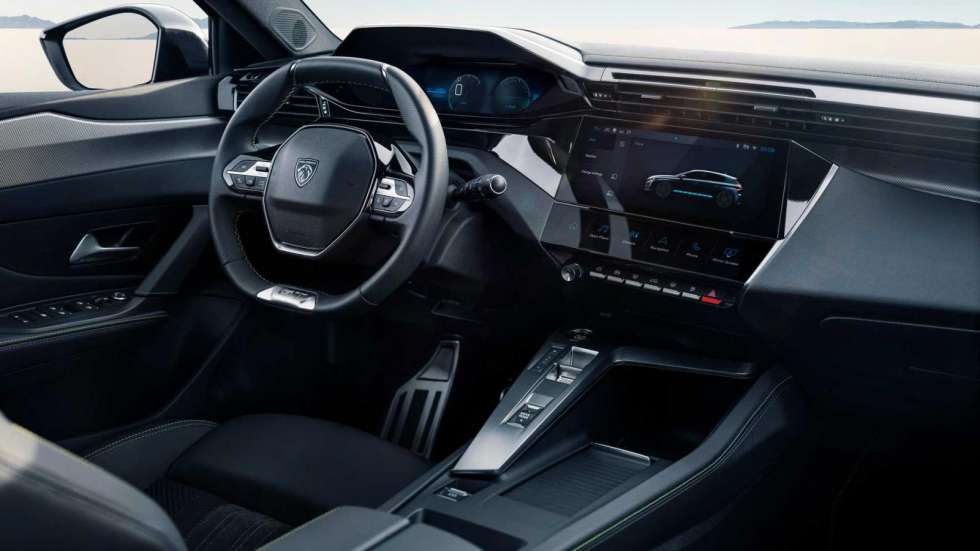 Νέα βασική έκδοση E Style για το Peugeot E-308